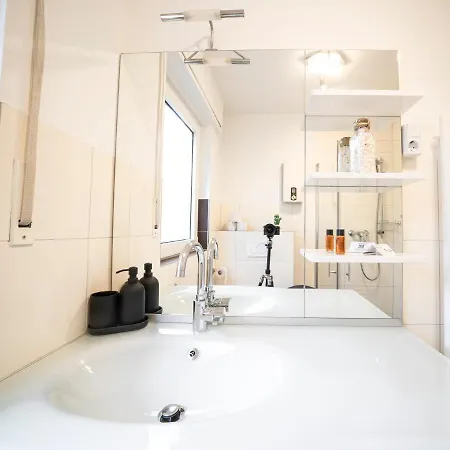 Apartment Truth - Kingsize Bett - Netflix - Zentral Dortmund
